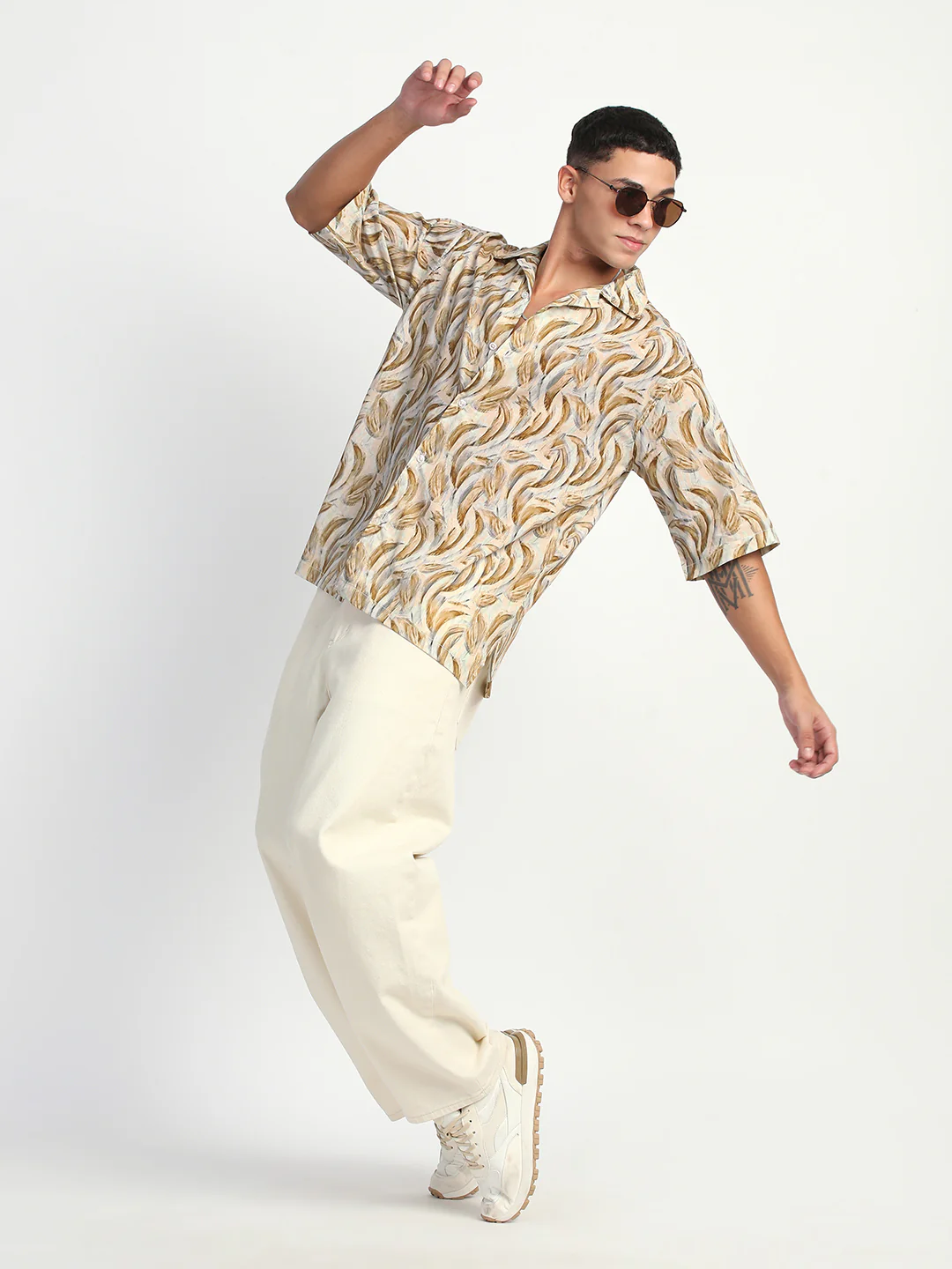 Abstract Print Linen Shirt for Men. - Image 5