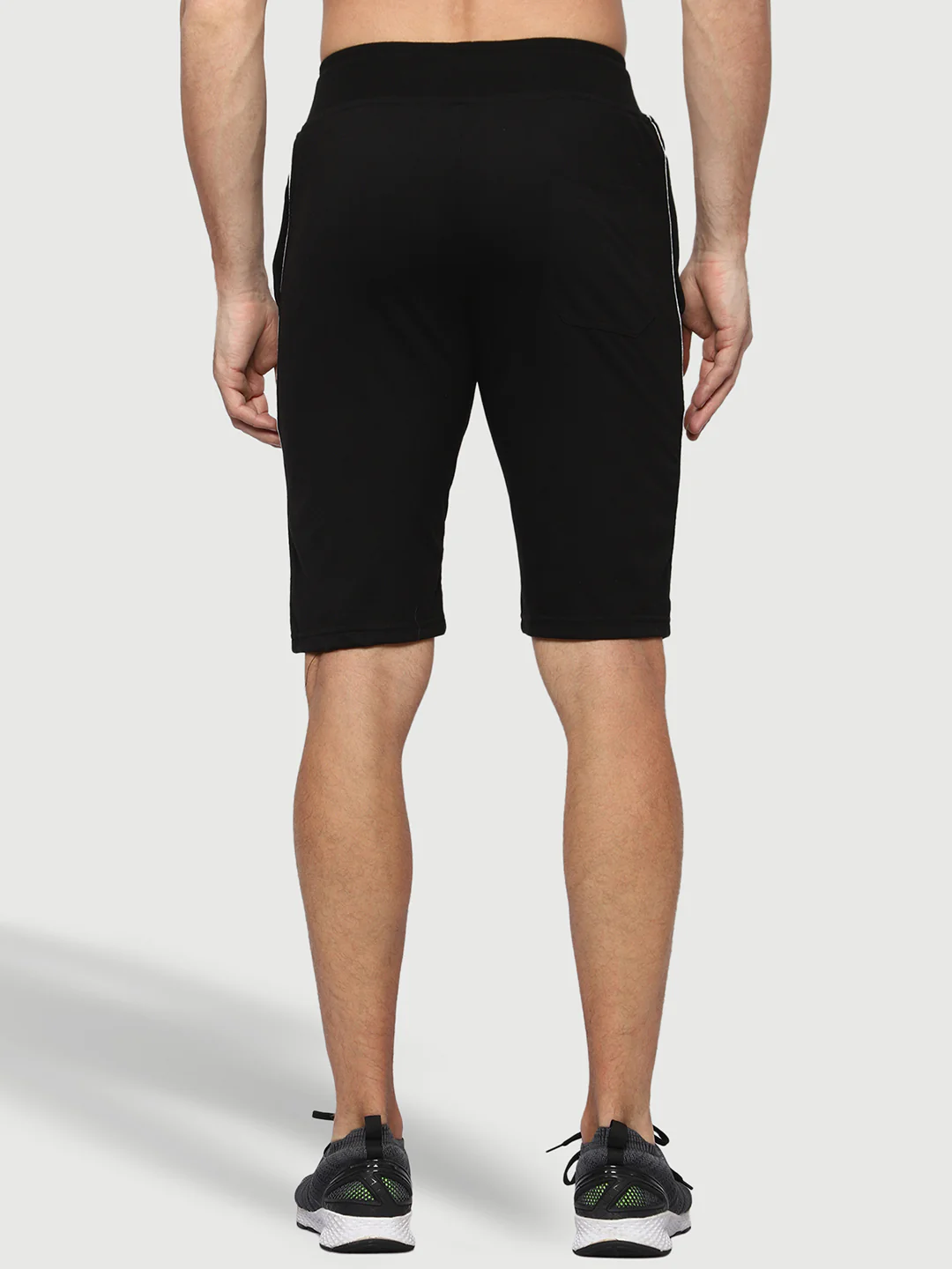 Side Piping Black Shorts For Men - Image 5
