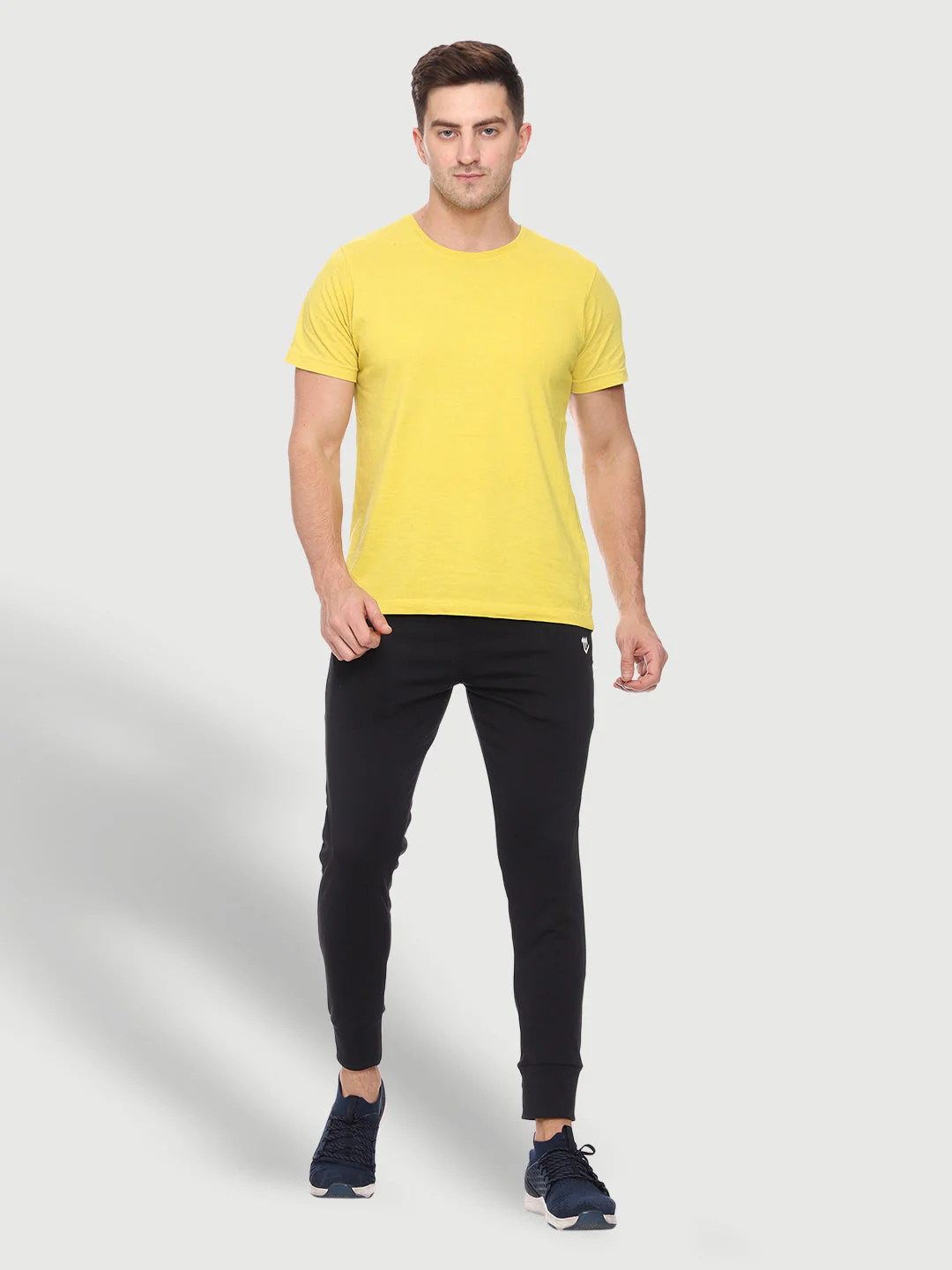 Rapid Dry Black Solid Track Pant for Men - Image 6