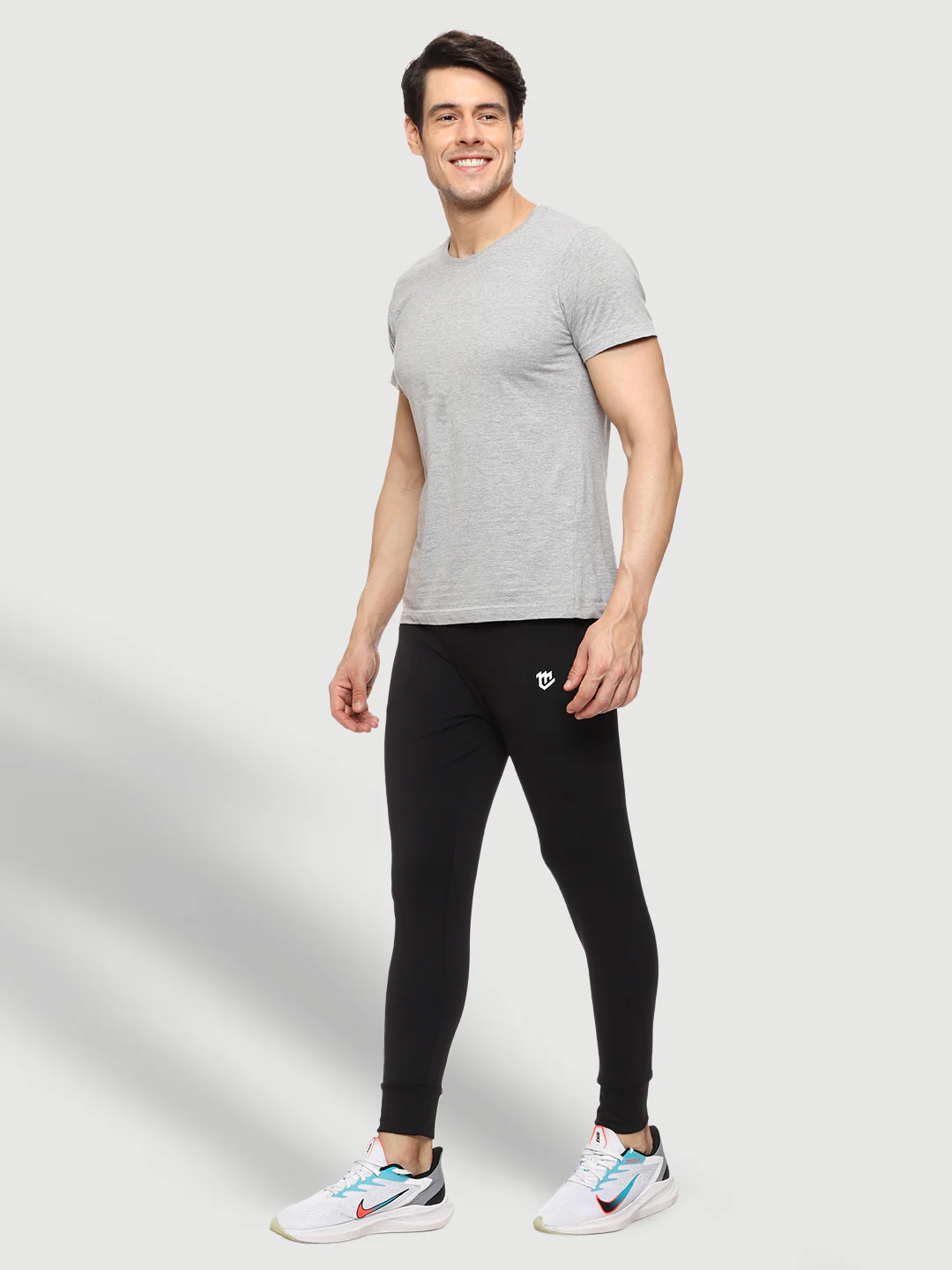 Rapid Dry Black Solid Track Pant for Men - Image 6